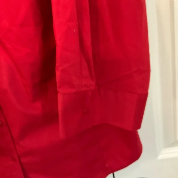 Worthington Vibrant Red Blouse - Picture 3 of 4